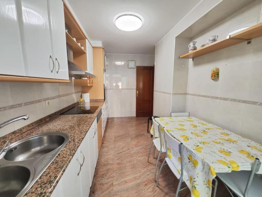 Apartamento Proximo Playa Amplia Vivienda