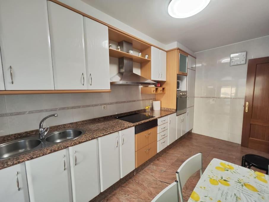 Apartamento Proximo Playa Amplia Vivienda *